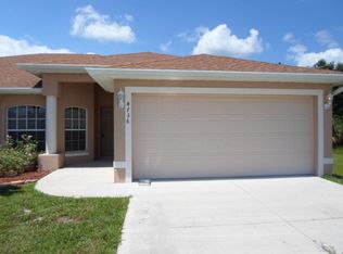 Spacious Duplex Located near Gunnery and Leonard, Lehigh Acres, FL 33973
