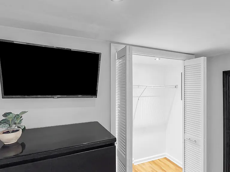 1306 Francisco Dr #2 — Photo 10