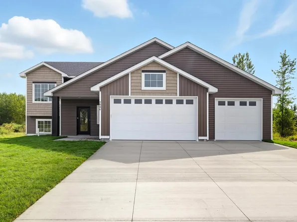 2886 29th St NE, Sauk Rapids, MN 56379