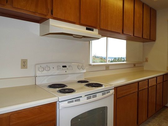 4th image of 167 Camwood Pl