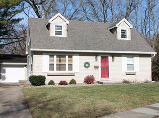 6307 Clearview Cir, Urbandale, IA 50322