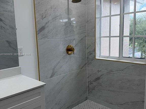 4th image of 13982 SW 276th St