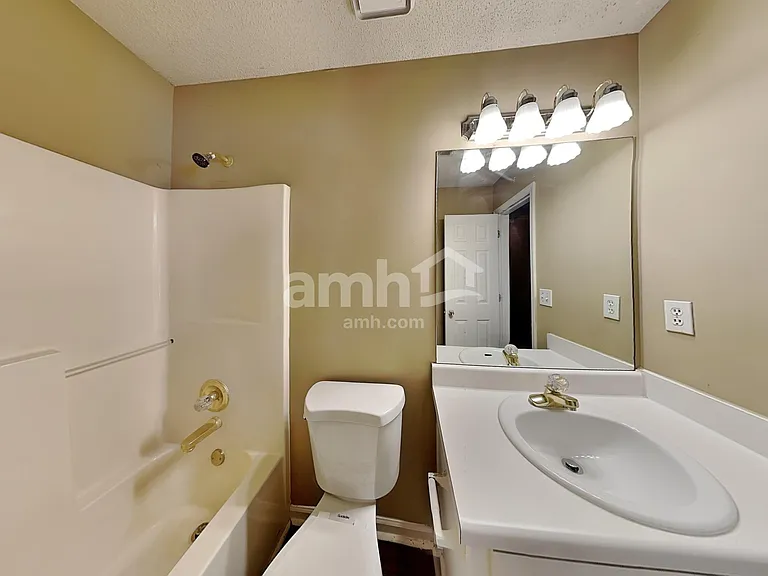 620 Claredon Ct — Photo 21