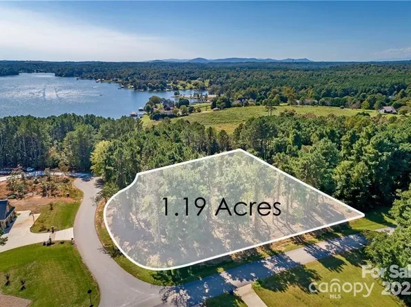 5255 Pier Pointe Dr, Granite Falls, NC 28630