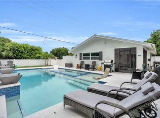 797 95th Ave N, Naples, FL 34108