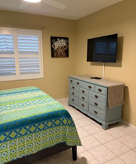 927 Capri Isles Blvd — Photo 4