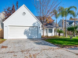 4254 W Capitola Ave, Fresno, CA 93722