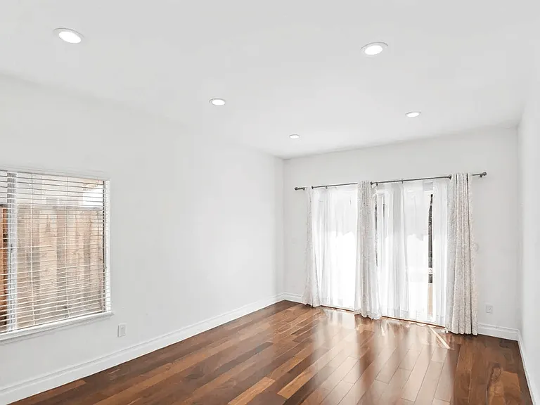 2930 Vista Creek Dr — Photo 4