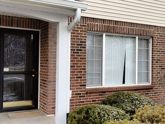 4th image of 3362 Wilkerson Cir #119