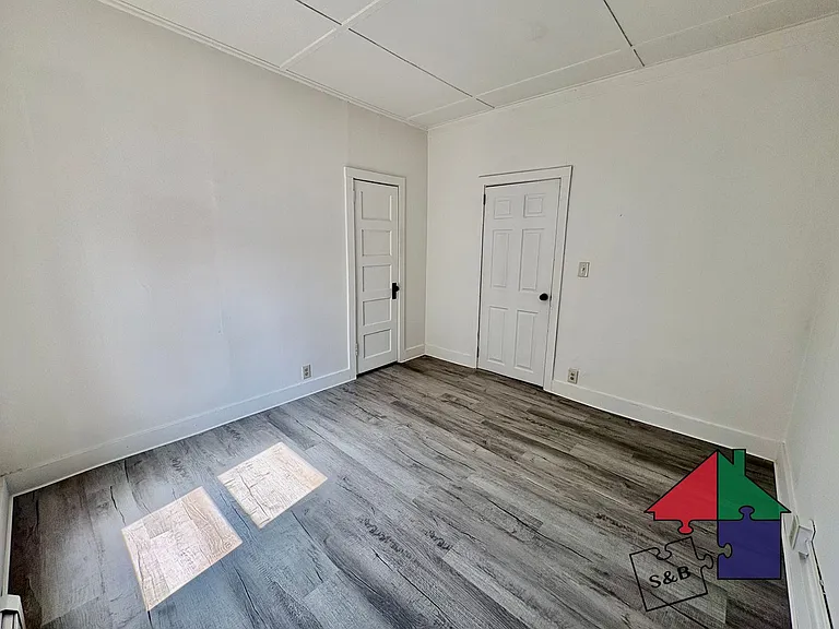94 Malletts Bay Ave — Photo 19
