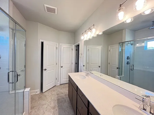 106 Highpointe Dr — Photo 12