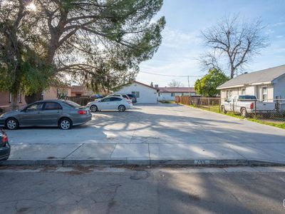 713 Wistaria St, Bakersfield, CA, 93308