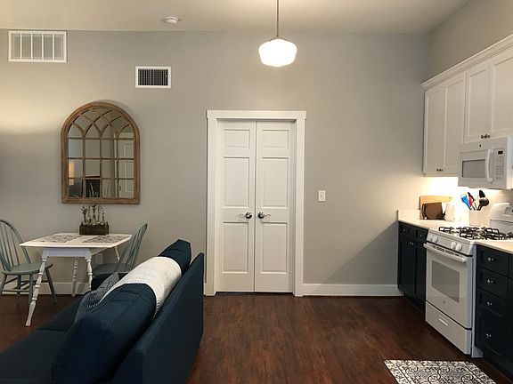 5th image of 210 W 22nd St #A