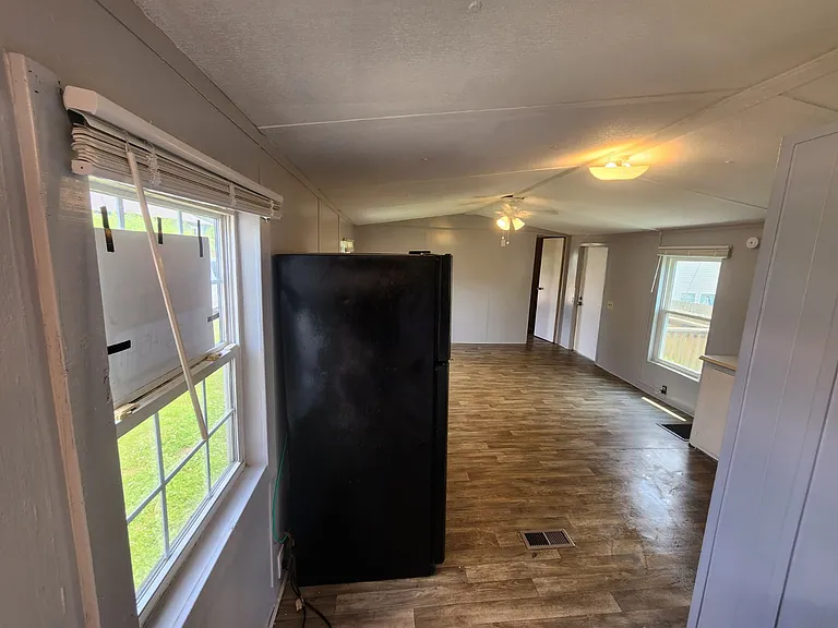 12 Elmwood Ave #1 — Photo 4