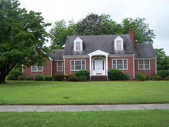 1st image of 508 W Richardson Cir