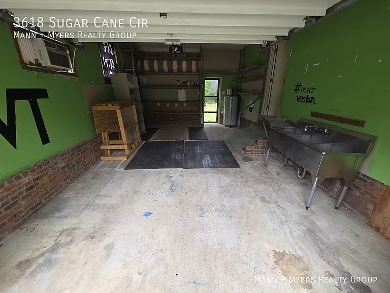 3618 Sugar Cane Cir — Photo 41
