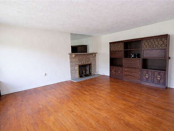 5th image of 21 Boyka Dr