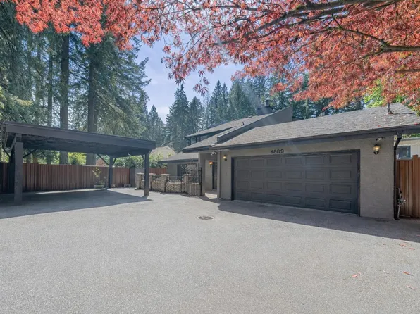 4869 Capilano Rd, North Vancouver, BC V7R 4K4