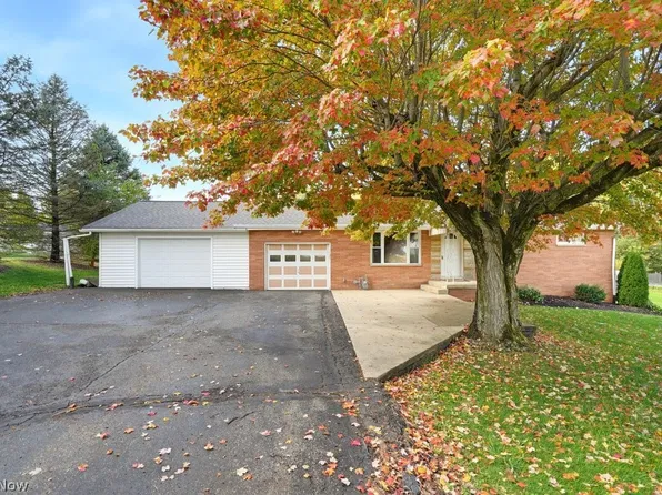 4701 California Ave, Louisville, OH 44641