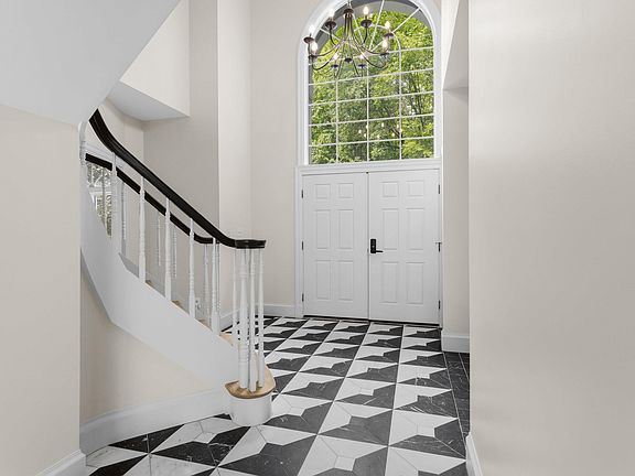 4th image of 3 Oak Lane