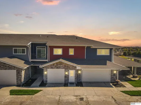 5933 N 158th Ct Unit 306, Omaha, NE 68116