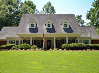 5417 Copper Creek Rd, Flowery Branch, GA 30542