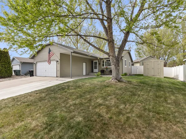 738 Briar Pl, Billings, MT 59102