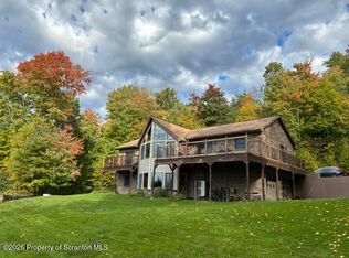 325 Lyon Rd, Hallstead, PA 18822