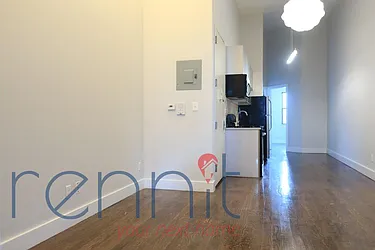 Rented by Rennit Inc.