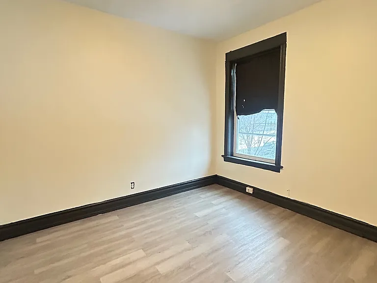6100 S Green St — Photo 11