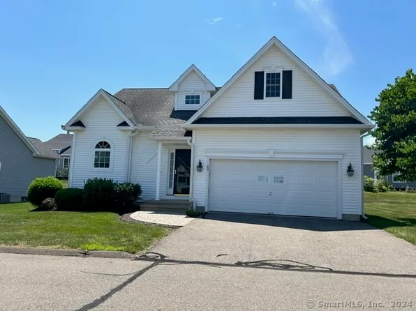 66 Rivercrest Drive #66, Southington, CT 06479