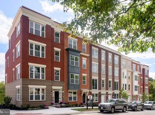 1985 Roland Clarke Pl, Reston, VA 20191