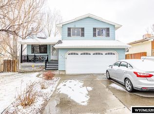 1629 Overland Dr, Rock Springs, WY 82901