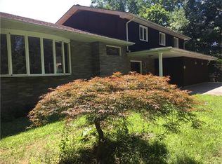 31 Victor Ln, Poughkeepsie, NY 12601