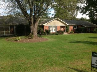 308 Crooked Creek Rd, Hendersonville, NC 28739