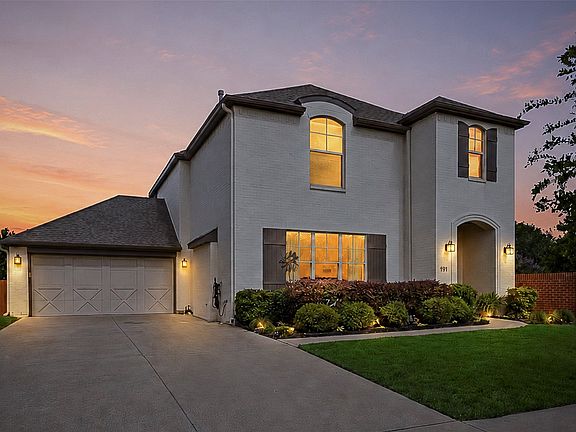 3rd image of 101 Parkview Dr