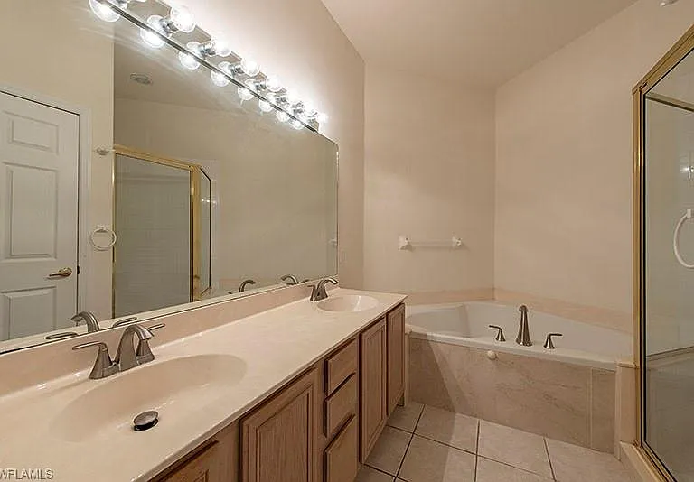 2110 Arielle Dr #108 — Photo 10