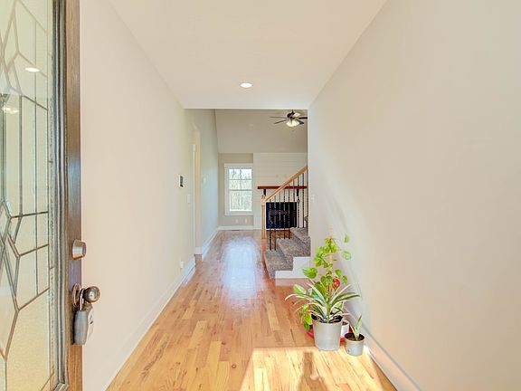 2nd image of 1337 Shockey Dr