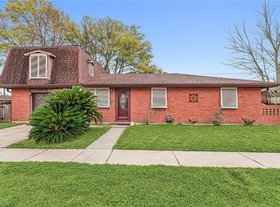 2117 Kenneth Dr, Violet, LA 70092