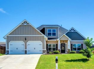 39 Corgi Dr, Simpsonville, SC 29680