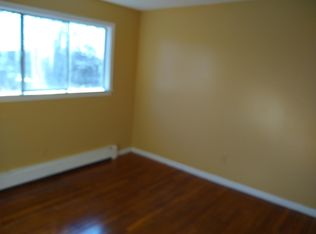 849 Tucker Rd APT 3, Dartmouth, MA 02747