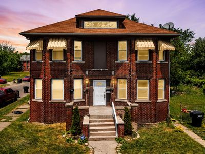 8510 Prairie St, Detroit, MI, 48204