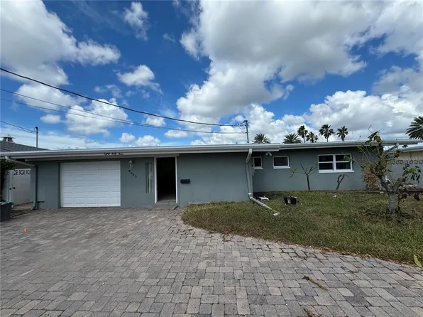 8043 Causeway Blvd S, Saint Petersburg, FL 33707