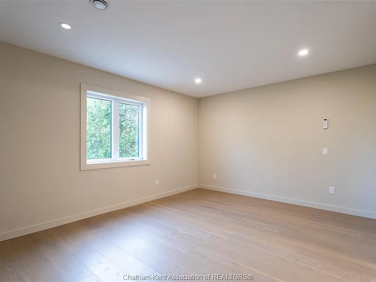 430 Indian Creek Rd W — Photo 19