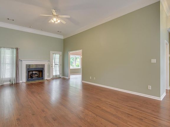 5th image of 4325 Colony Sq