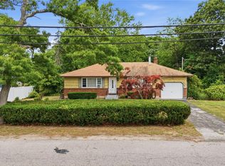 385 Manhattan Boulevard, Islip Terrace, NY 11752