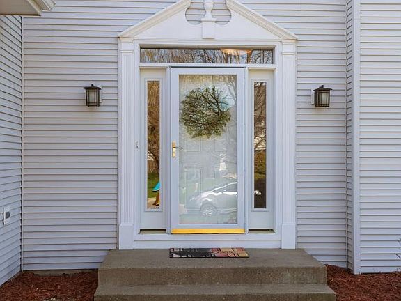 4th image of 1926 Bowsens Ln