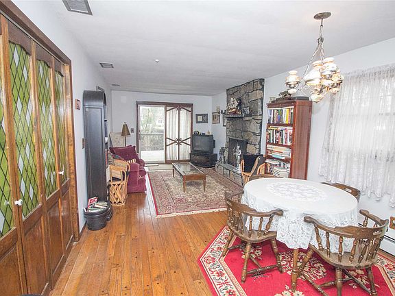 5th image of 33 Alcolade Dr E
