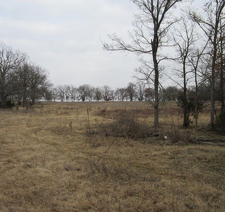 2nd image of 428284 E 1050th Rd