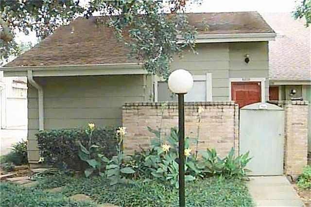 1st image of 7085 Greenway Chase St